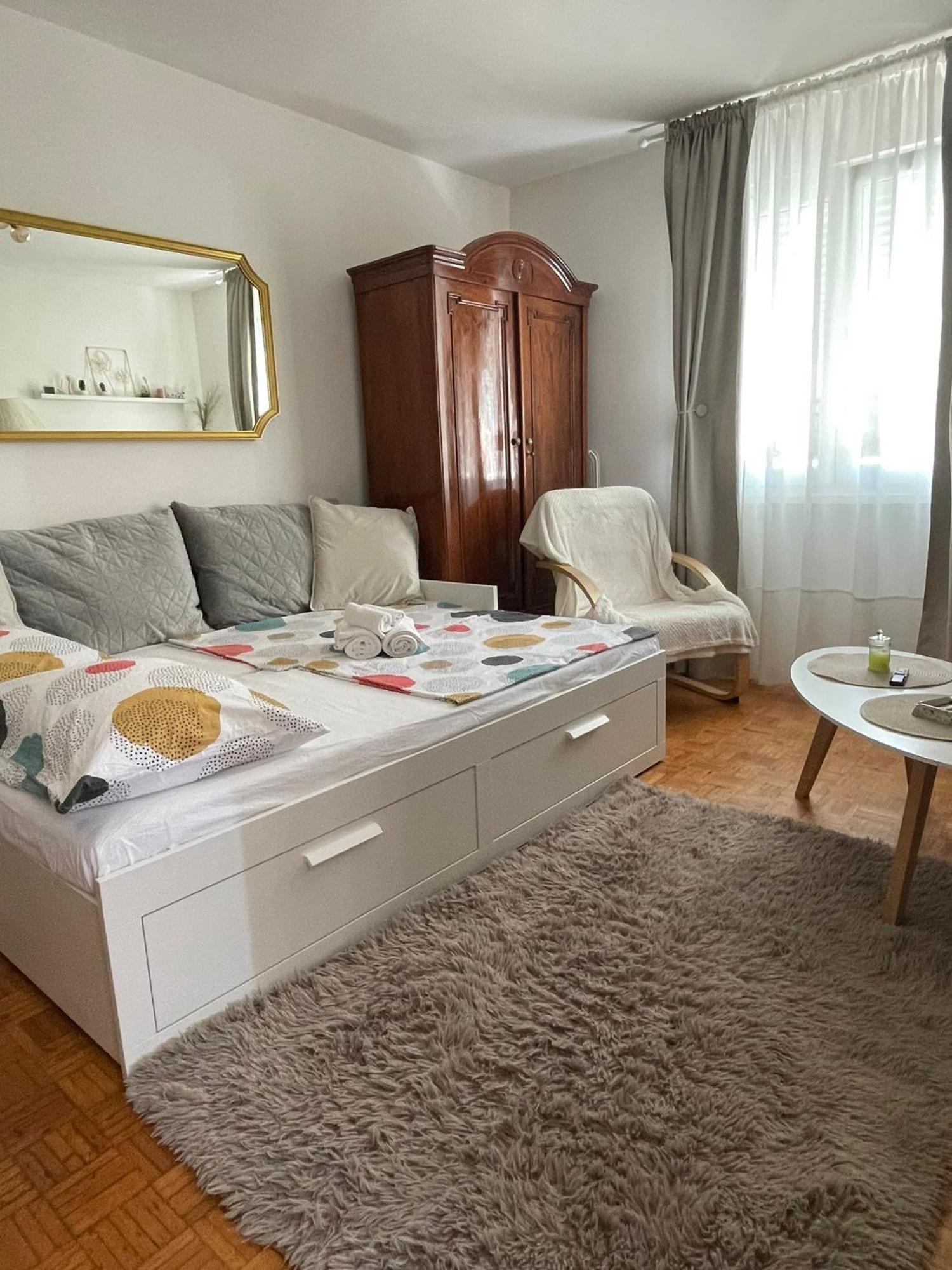 Studio Apartman Providenca Split Kültér fotó